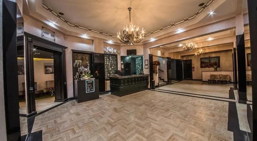 Hôtel Prince de Paris 5
