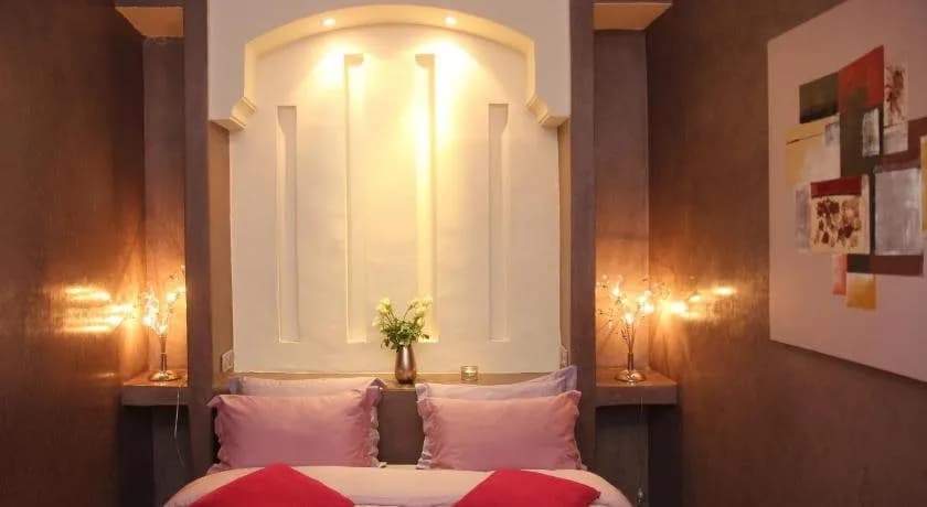 Riad Carllian 5