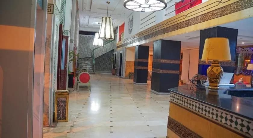 Oscar Hotel 4