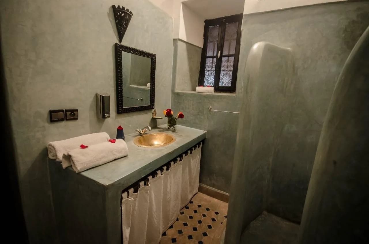 Riad Azalia 3