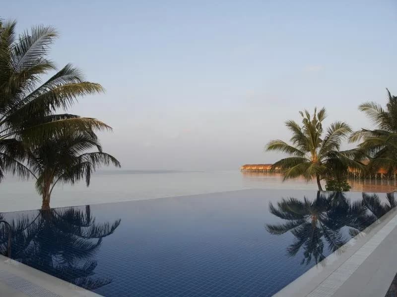 Vilamendhoo Maldives Resort Island 3