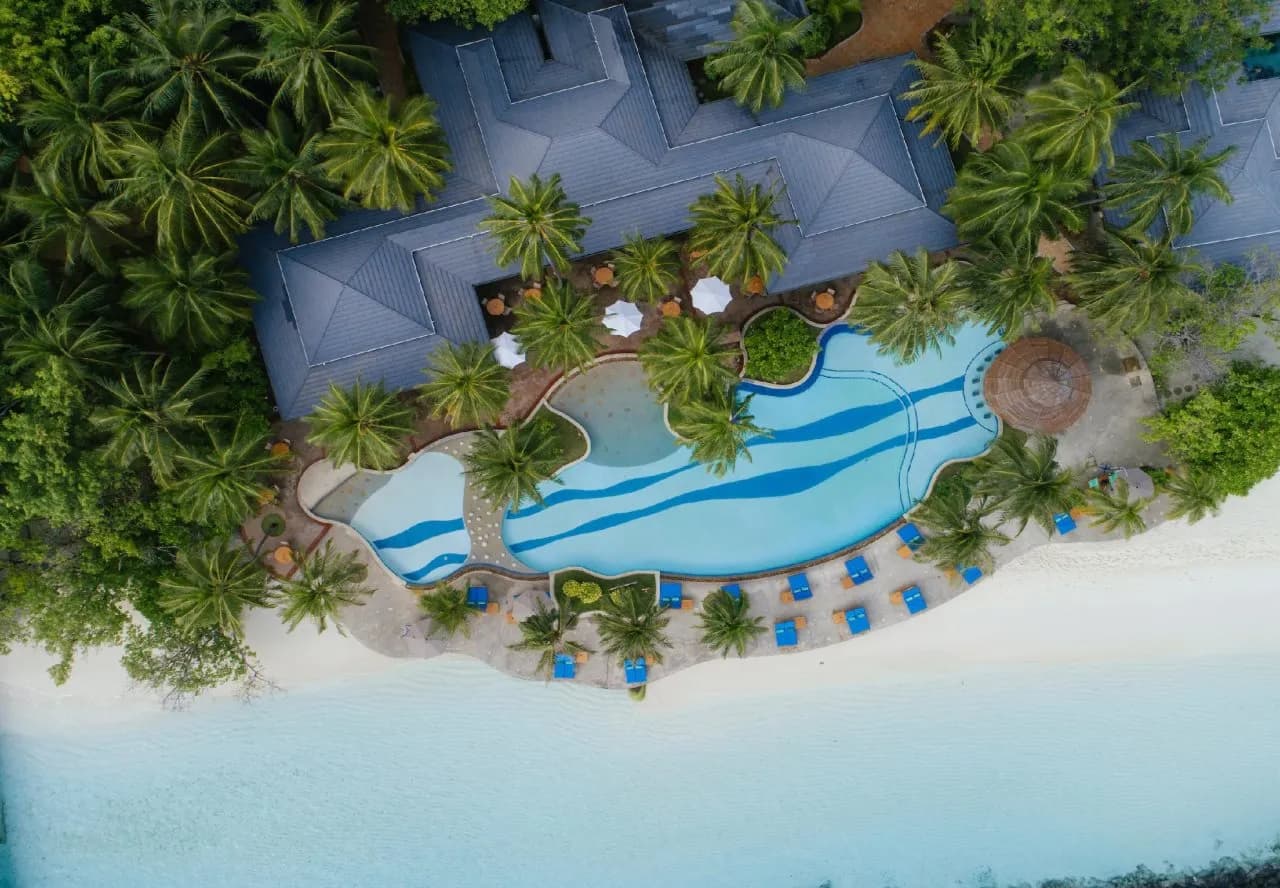 Royal Island Resort & Spa