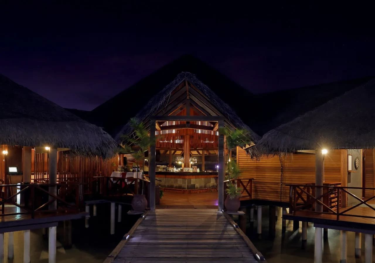 Medhufushi Island Resort 3