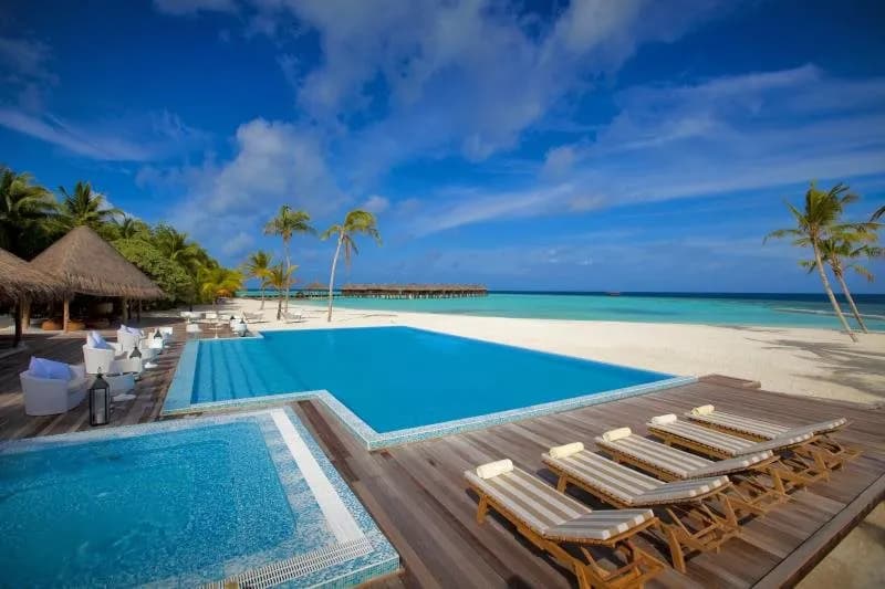 OUTRIGGER Maldives Maafushivaru Resort 4
