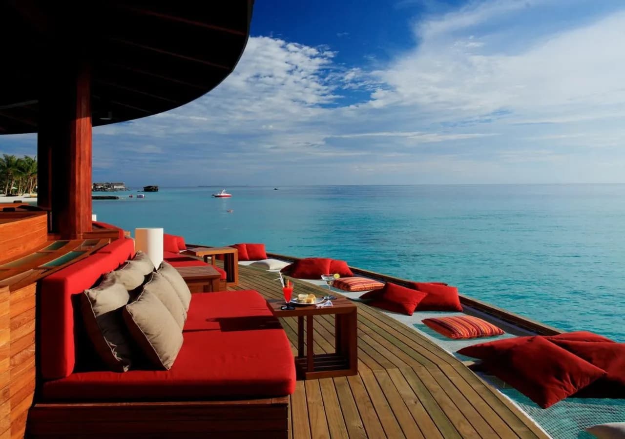 Centara Ras Fushi Resort & Spa Maldives 3