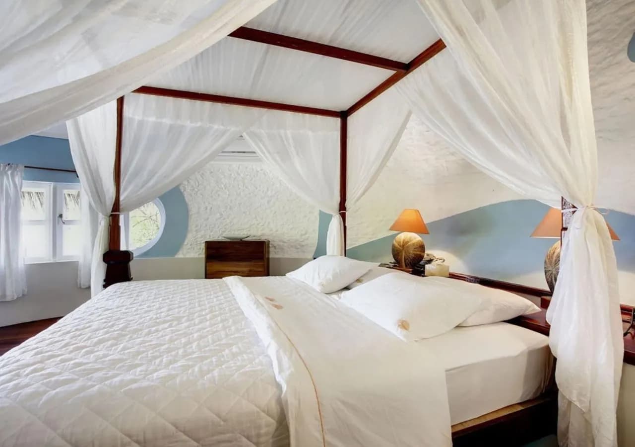 Nika Island Resort 5