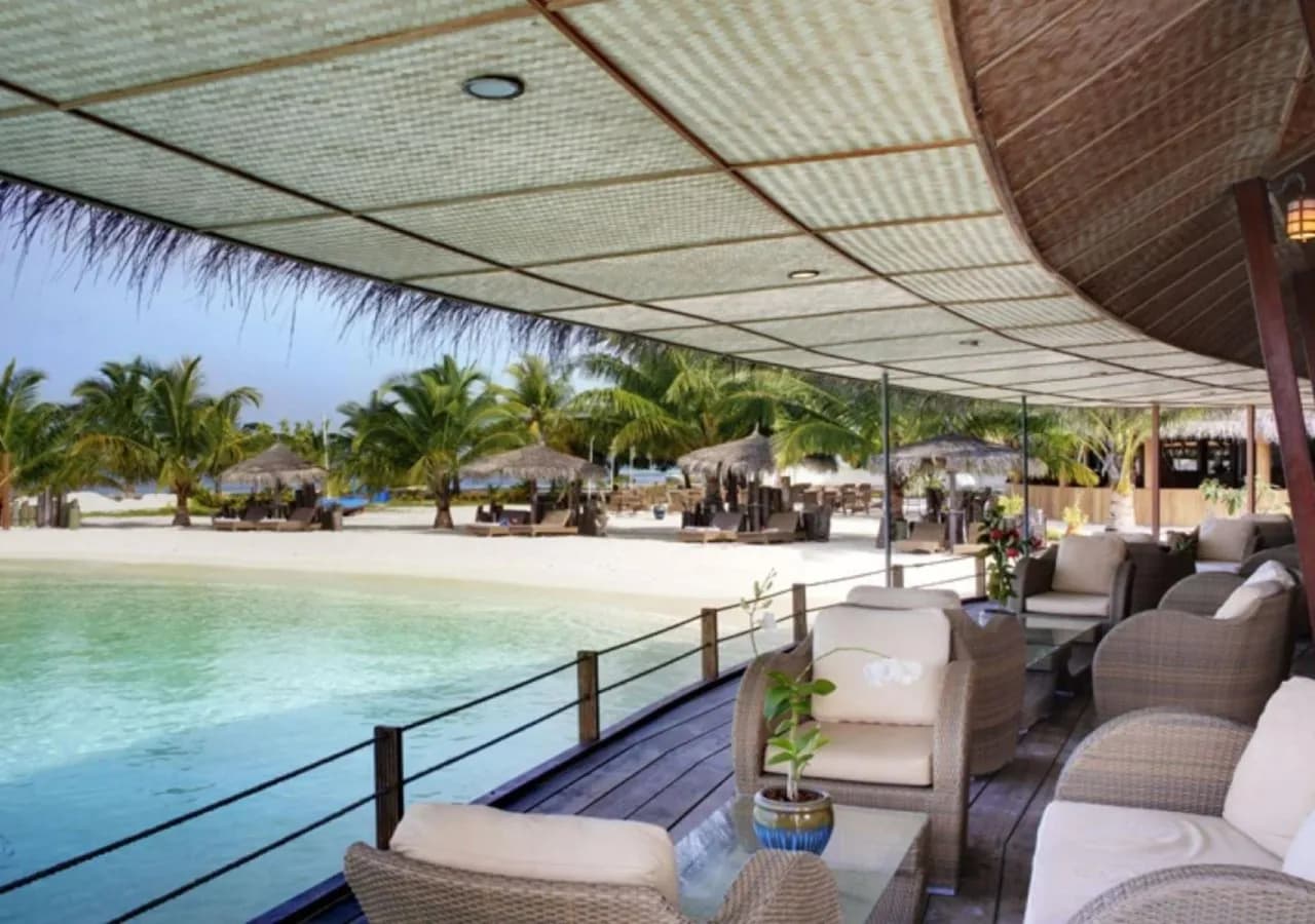 Nika Island Resort 4