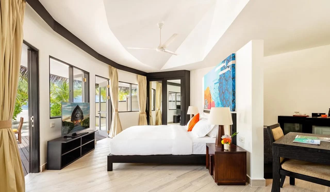 Angsana Velavaru 2