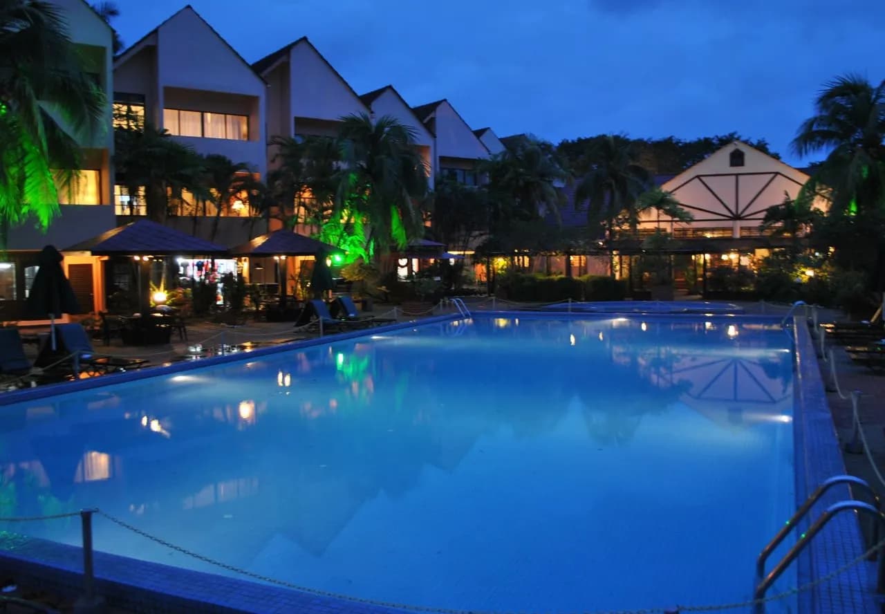 Holiday Villa Beach Resort & Spa Cherating  5