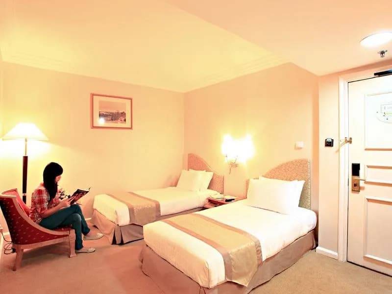 Merdeka Palace Hotel & Suites 2