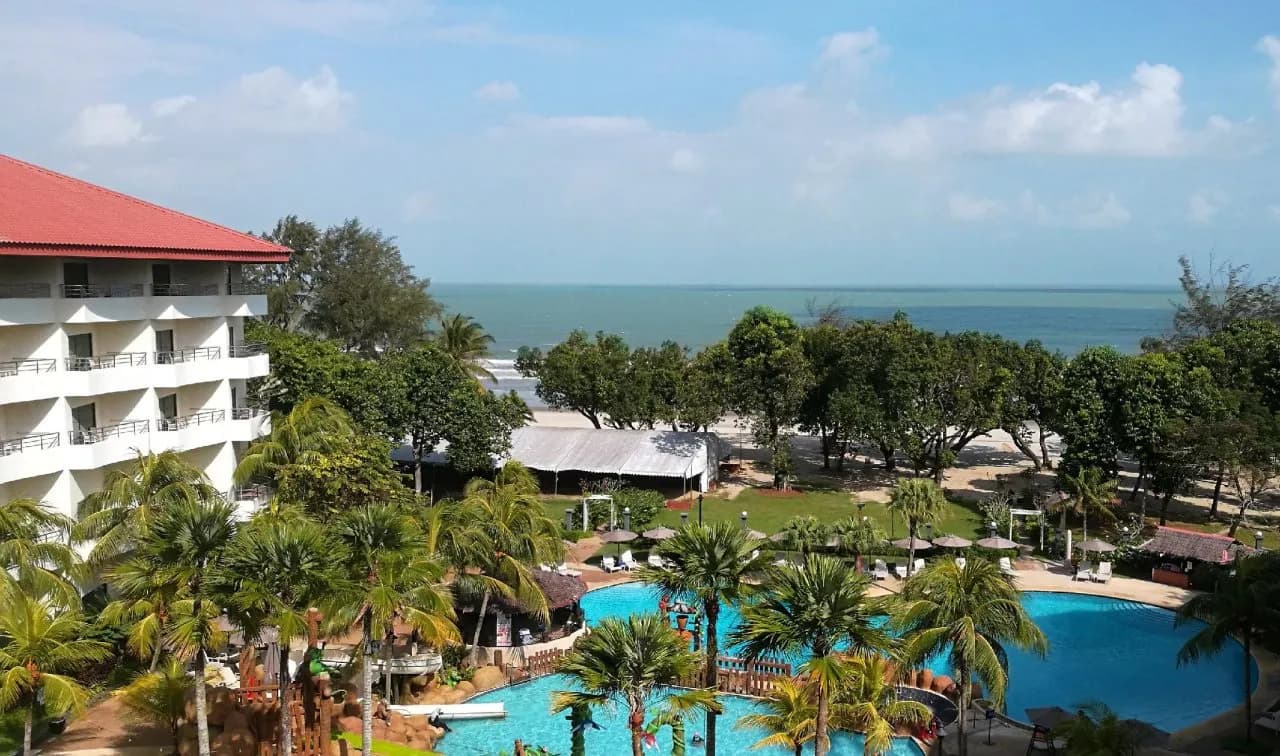 Swiss-Grand Beach Resort Kuantan