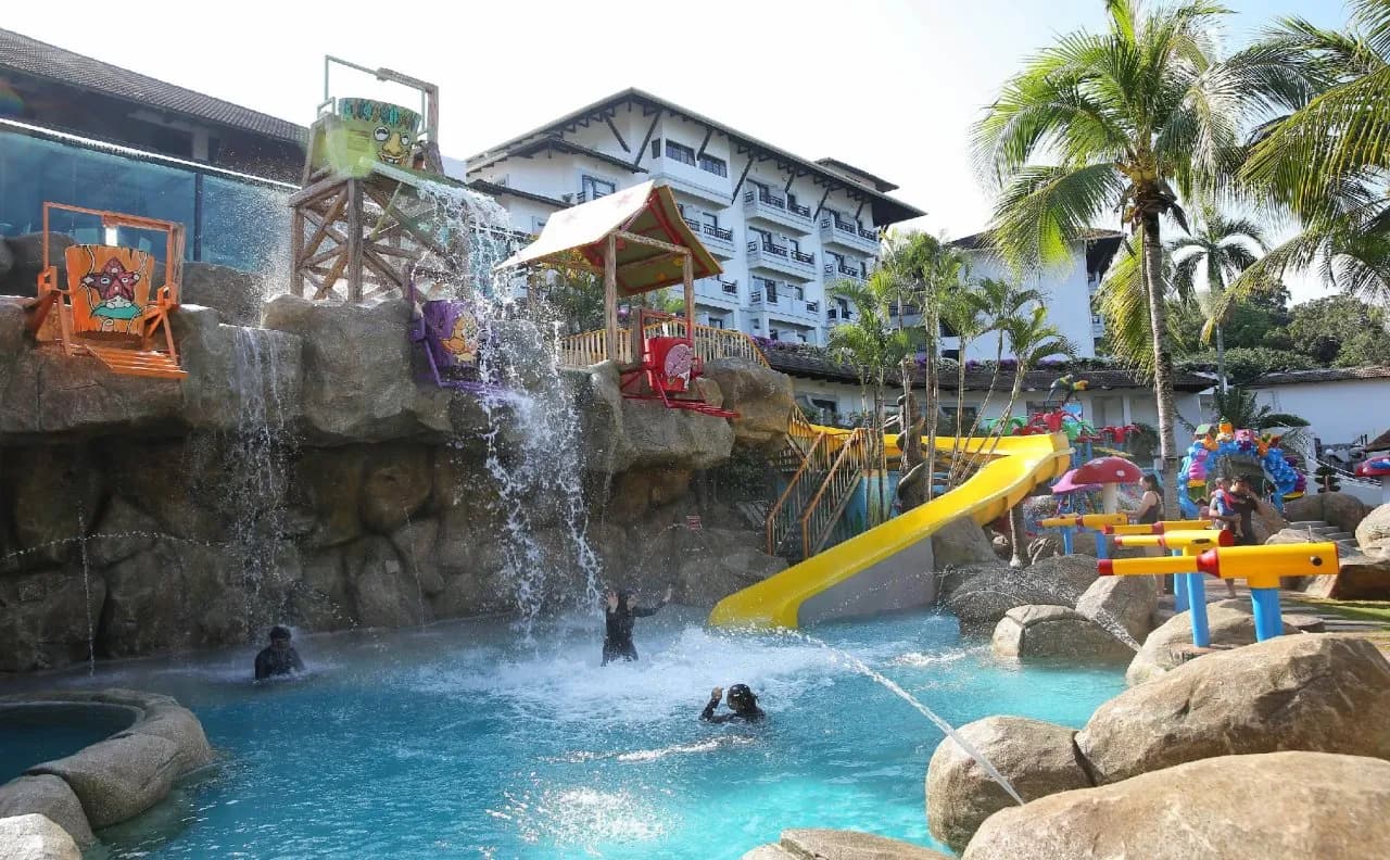 DoubleTree by Hilton Damai Laut Resort 4