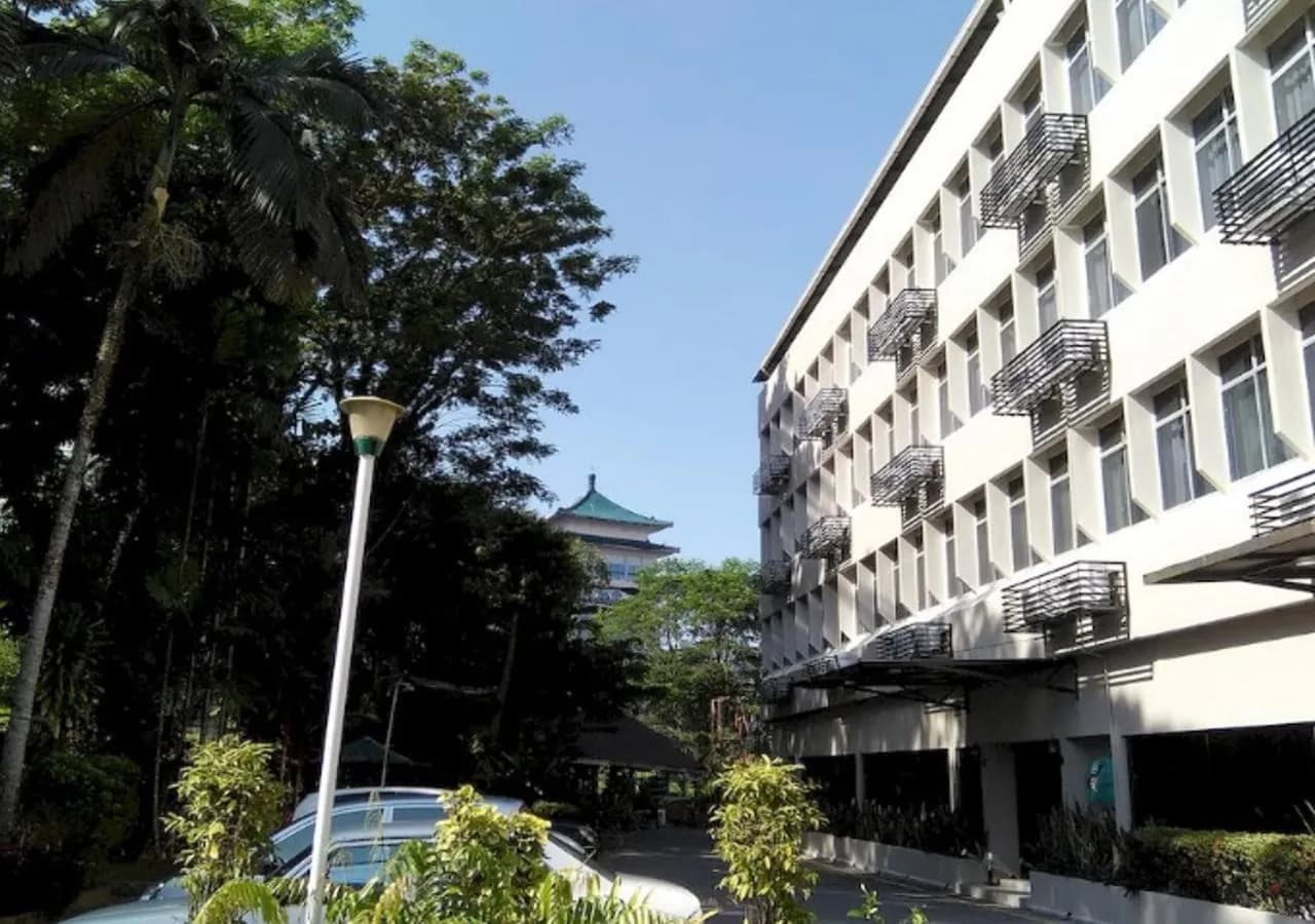 Telang Usan 4