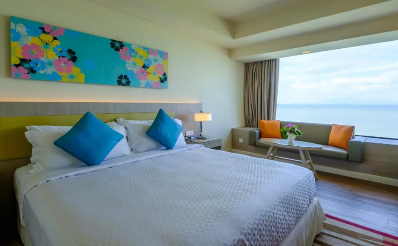 Mercure Penang Beach 4