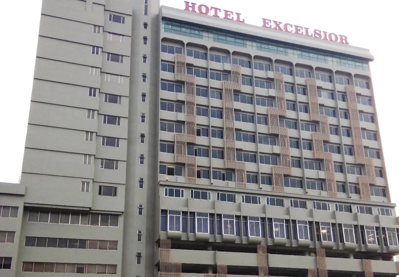 Excelsior 4