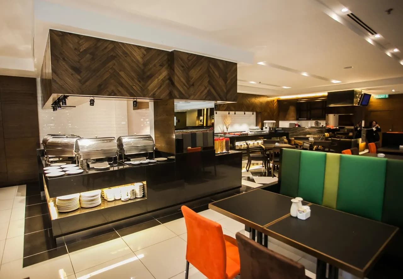 Crystal Crown Hotel Johor Bahru 3