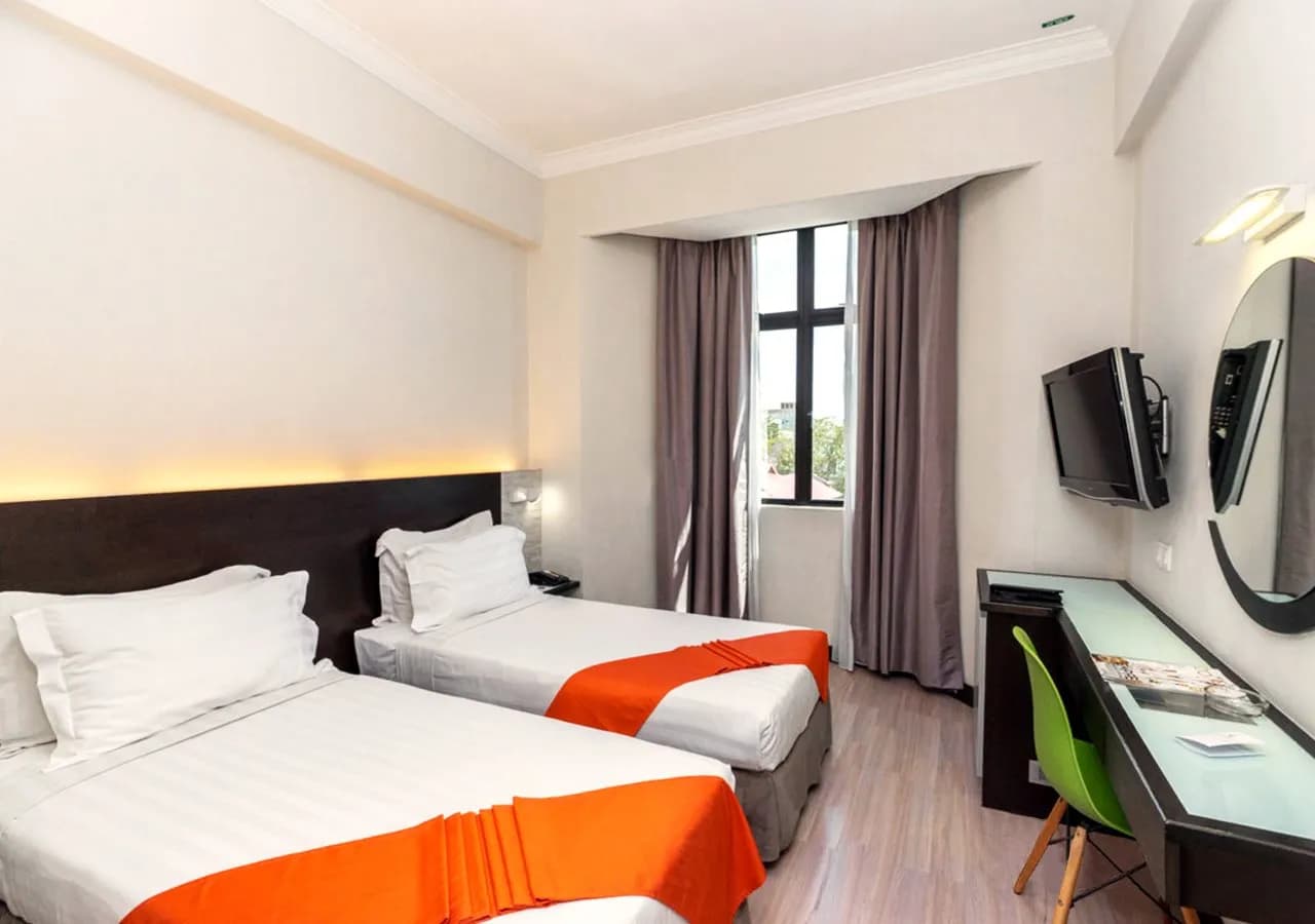 Regalodge Hotel 3
