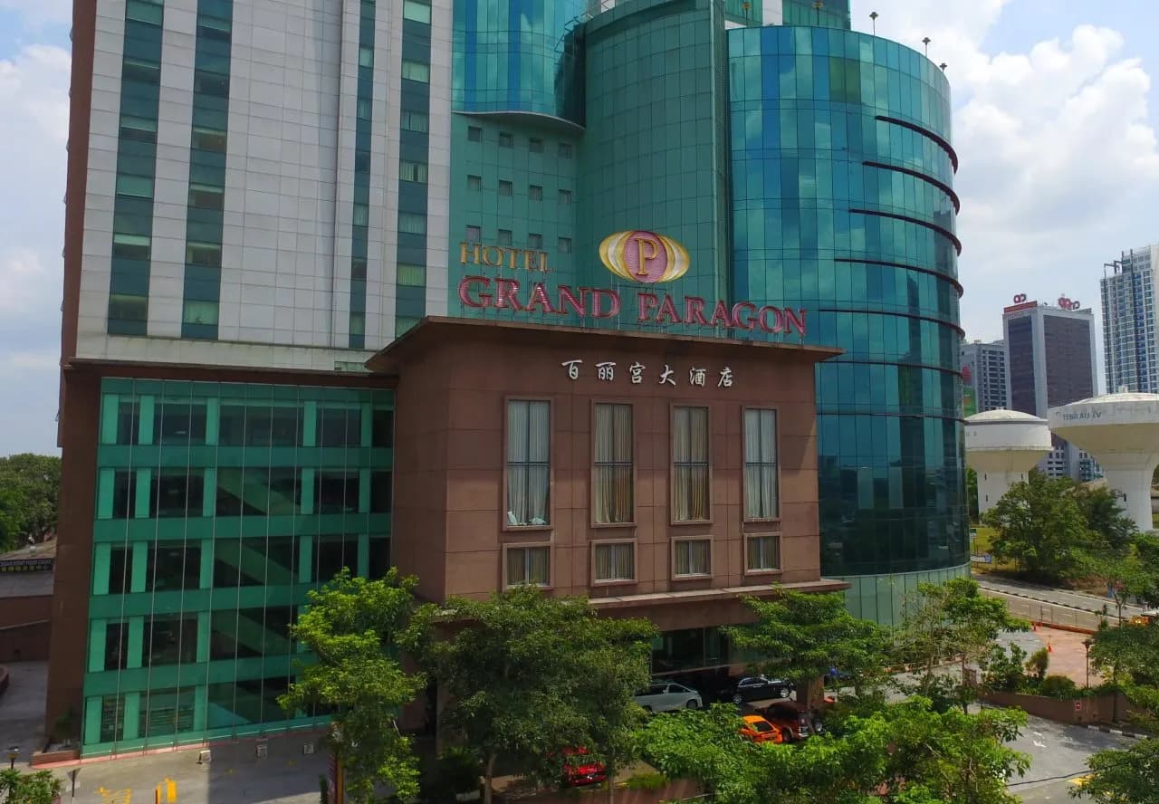 Grand Paragon 4
