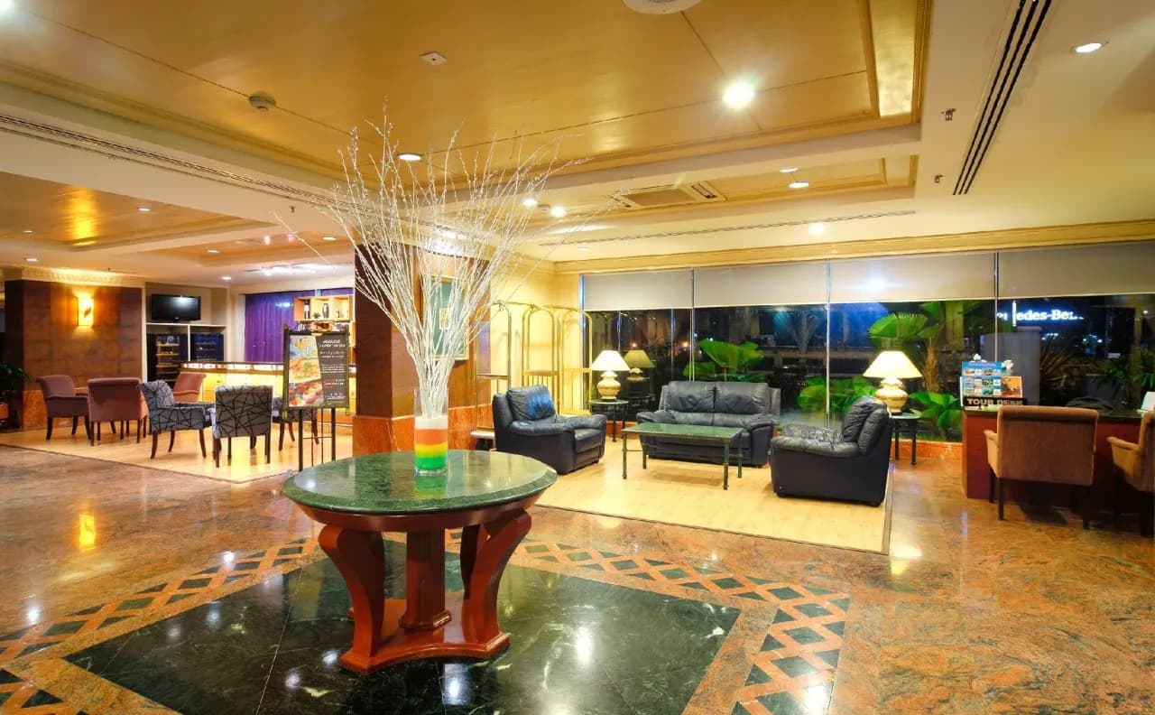 Howard Johnson by Wyndham Kota Kinabalu City Centre 5