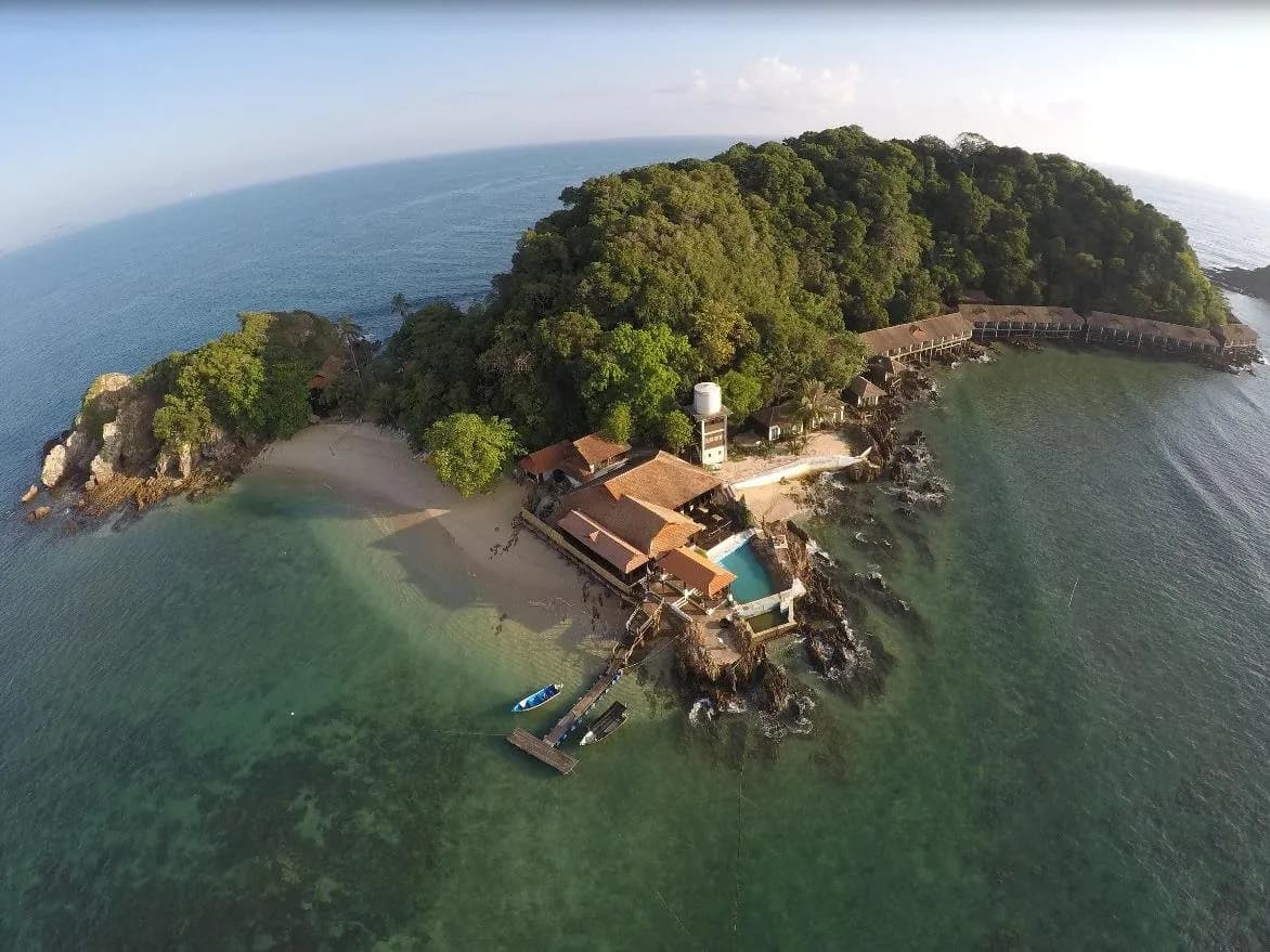 Gem Island Resort & Spa