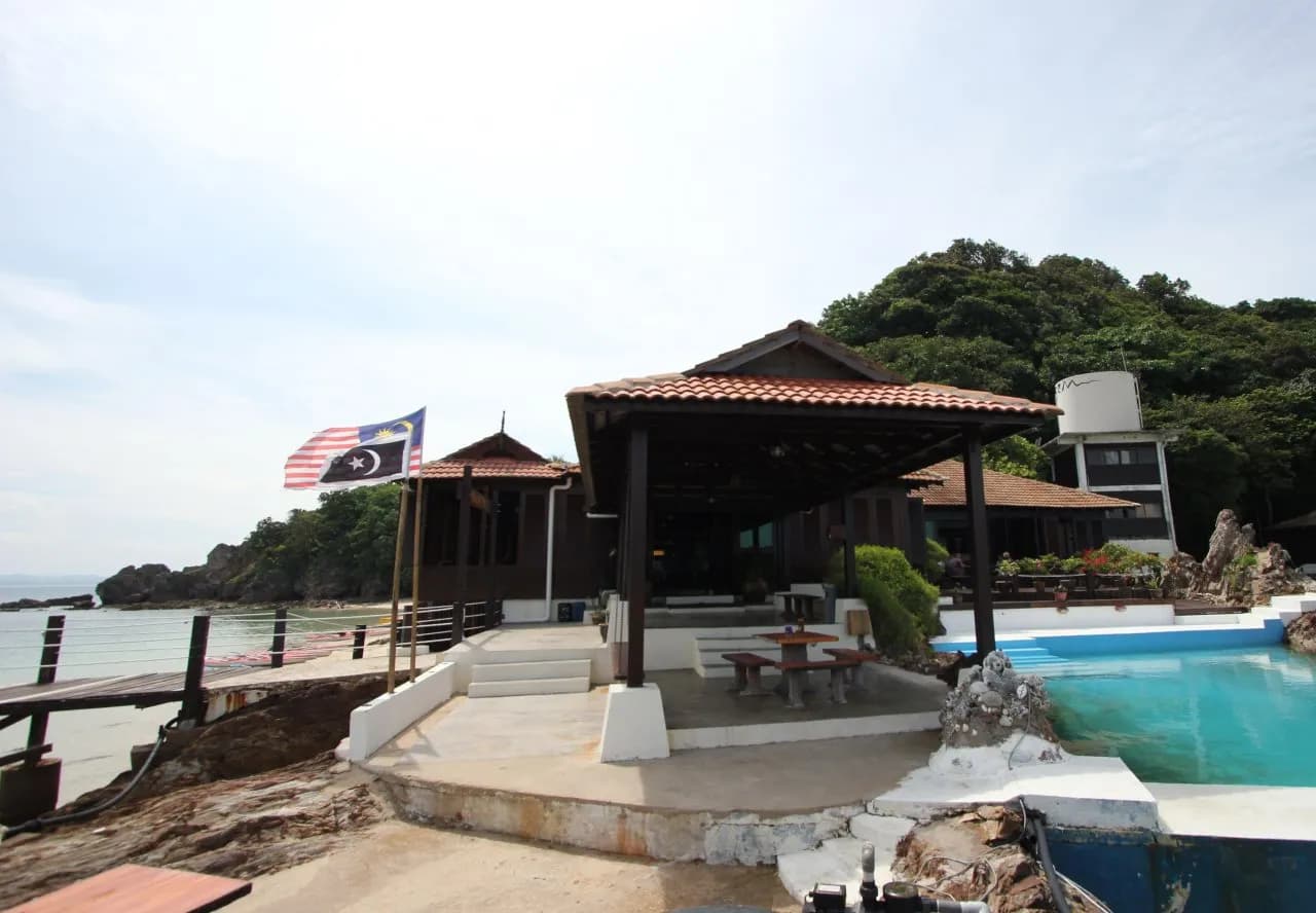 Gem Island Resort & Spa 3