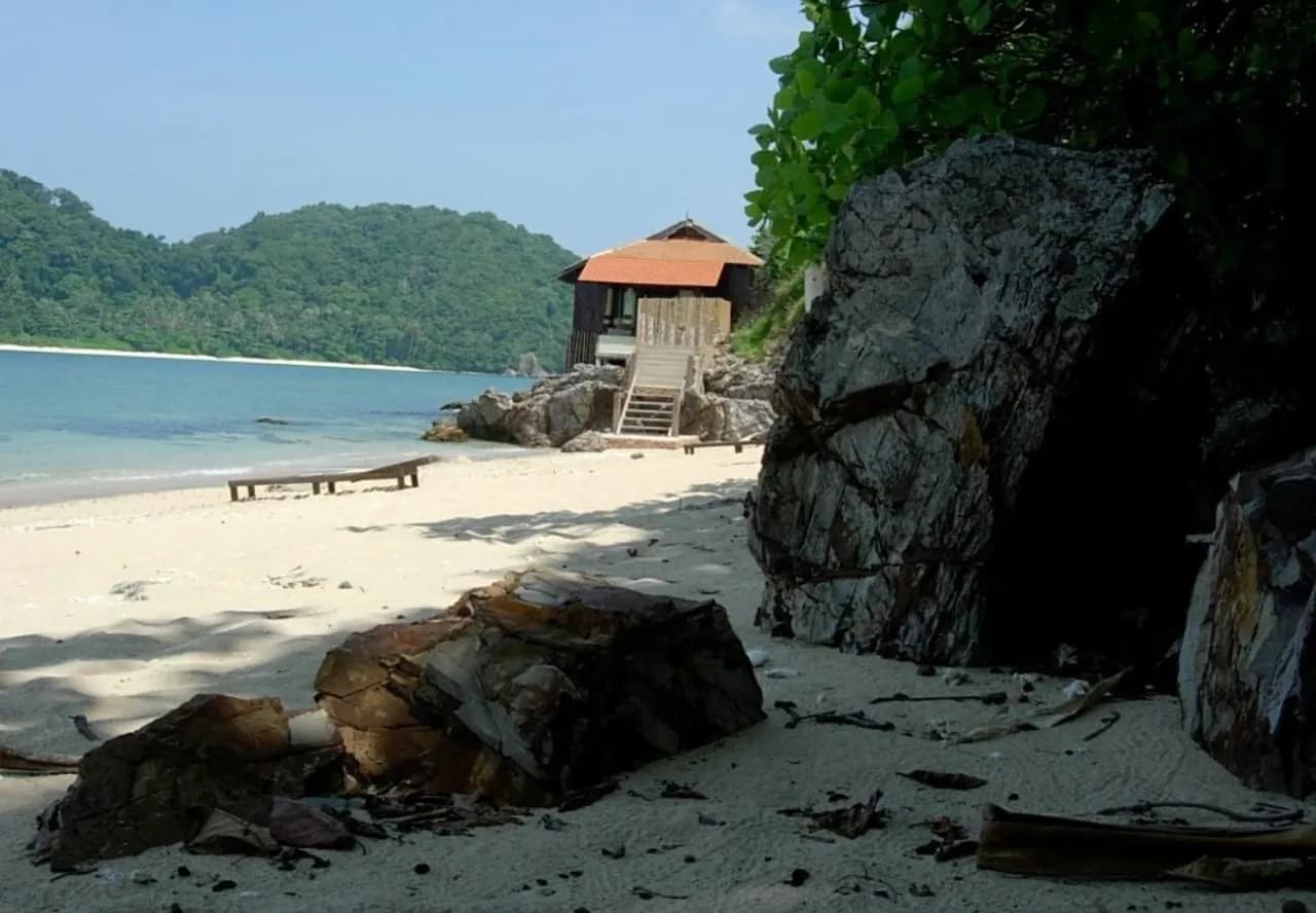 Gem Island Resort & Spa 4