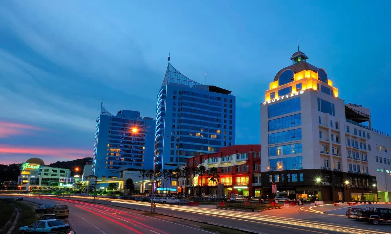 Courtyard Hotel @ 1Borneo