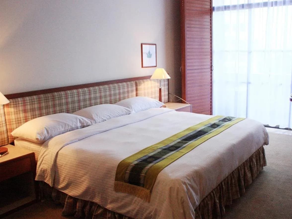 The Maple Suite 4
