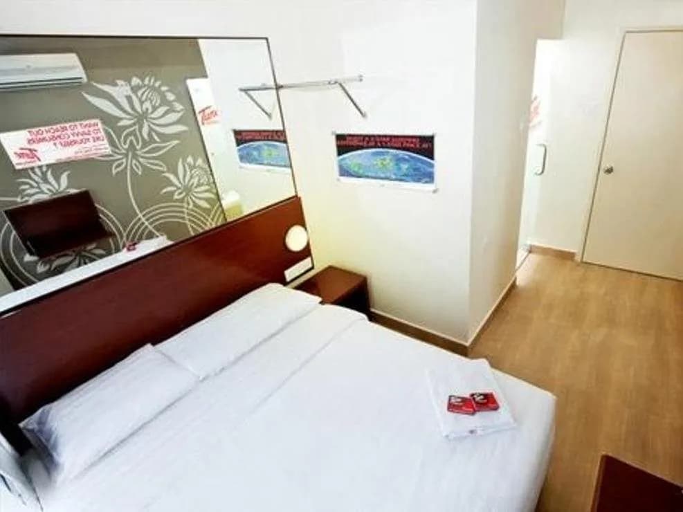 Tropical Hotel @ Kota Damansara 2