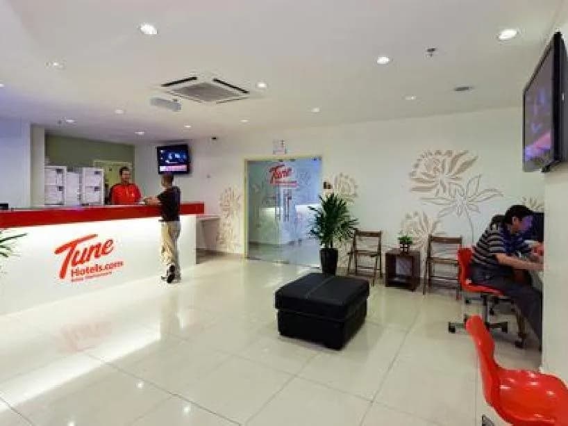 Tropical Hotel @ Kota Damansara 4