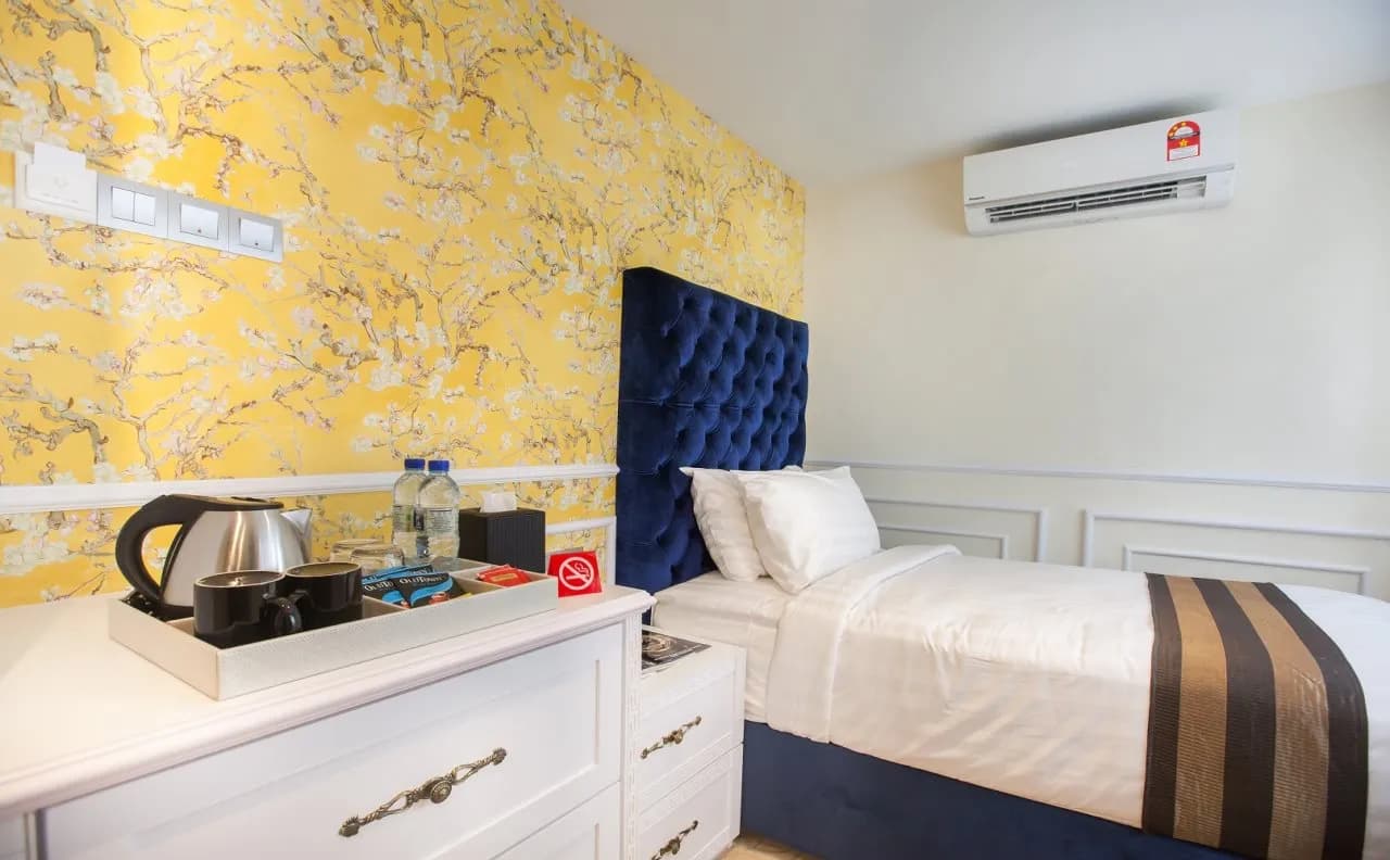 Apple Heritage Hotel 2