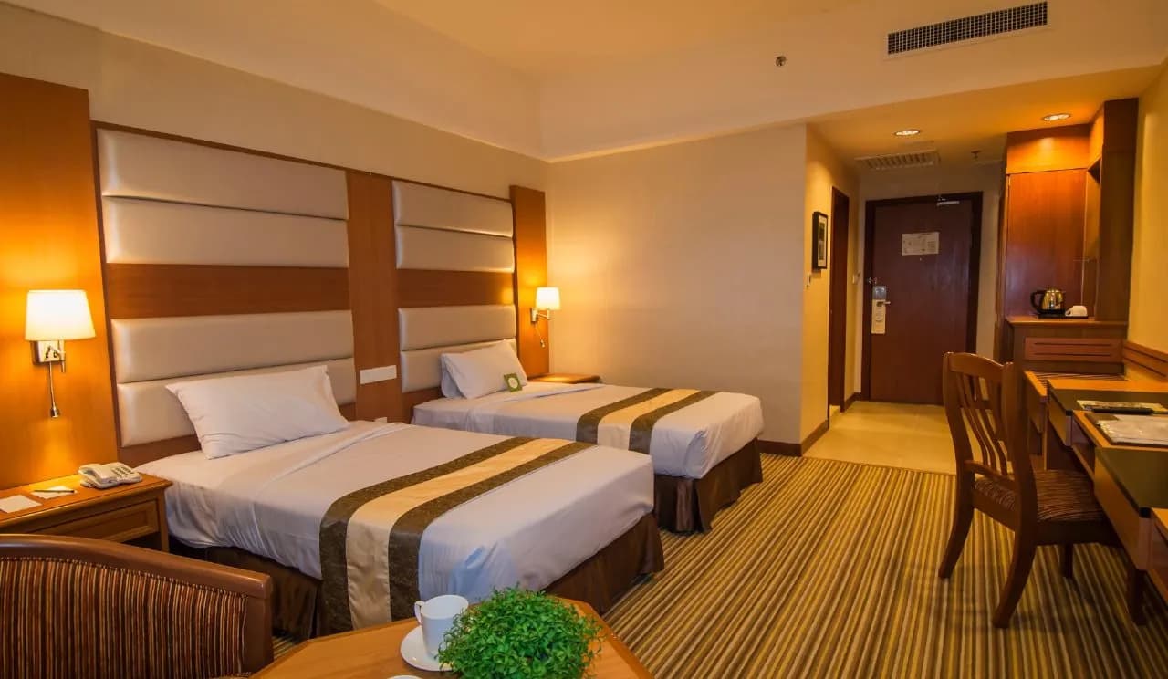 Pearl View Hotel 2