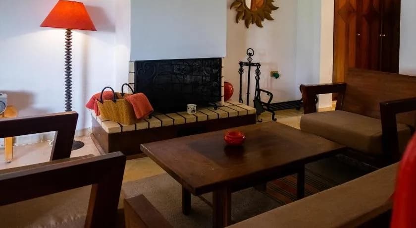 The Orangers Beach Resort & Bungalows 3