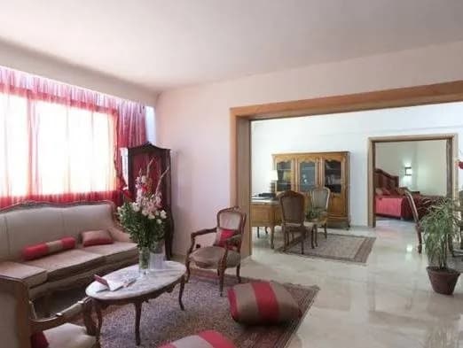 Diplomat Hotel 2