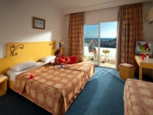 Golden Tulip President Hammamet 4