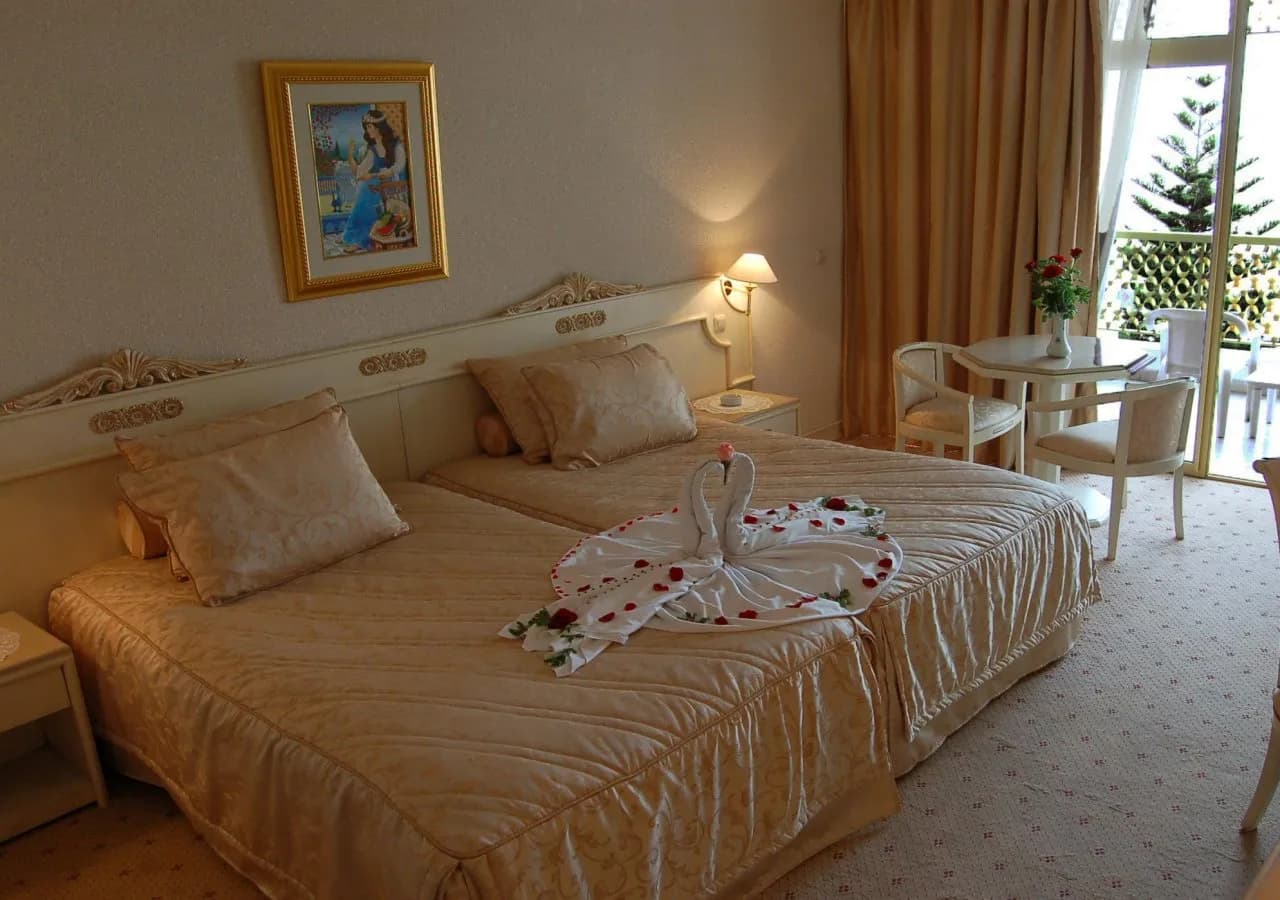 Amir Palace 2