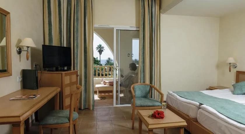 Calimera Delfino Beach Resort & Spa 4