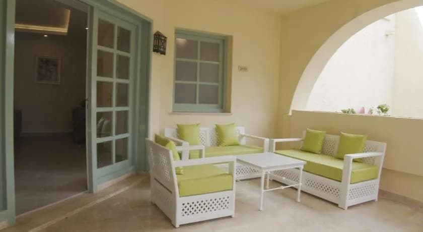 Suites Hotel Les Charmilles & Spa 5