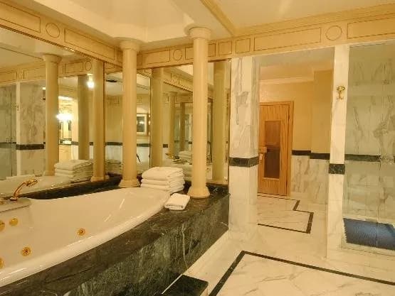 AZIMUT Grand Hotel Tashkent 5