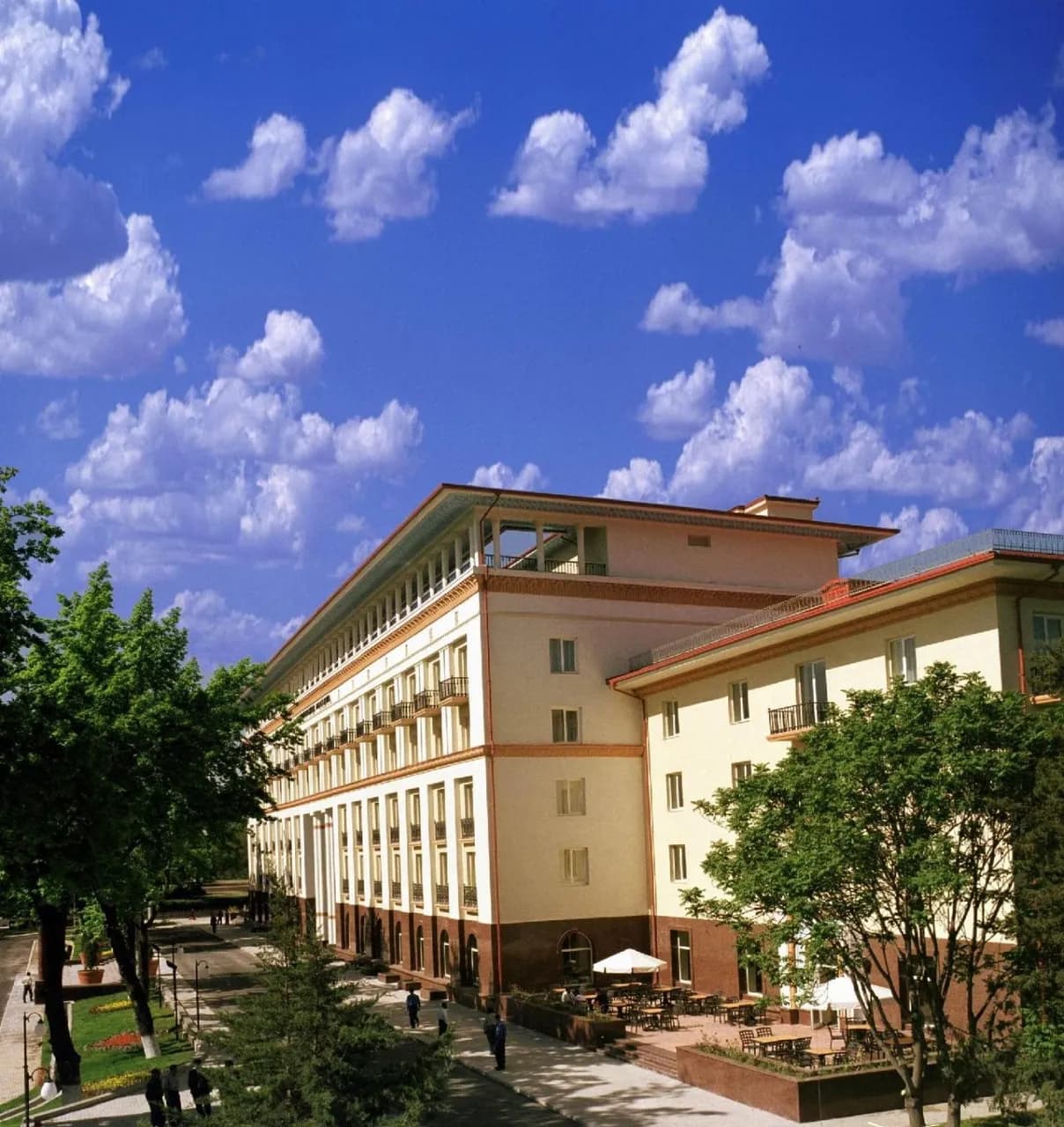 LOTTE City Hotel Tashkent Palace