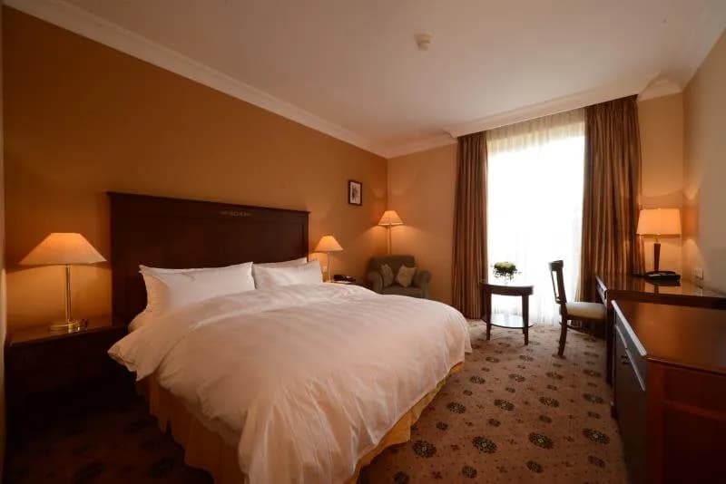 LOTTE City Hotel Tashkent Palace 2