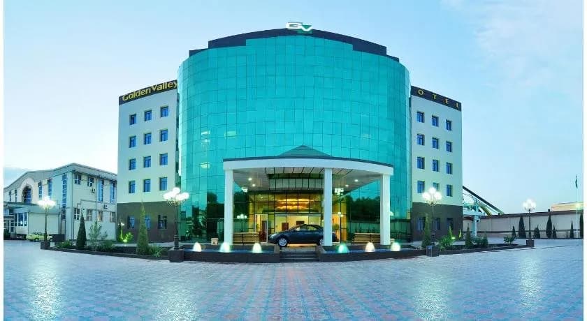 Golden Valley Hotel