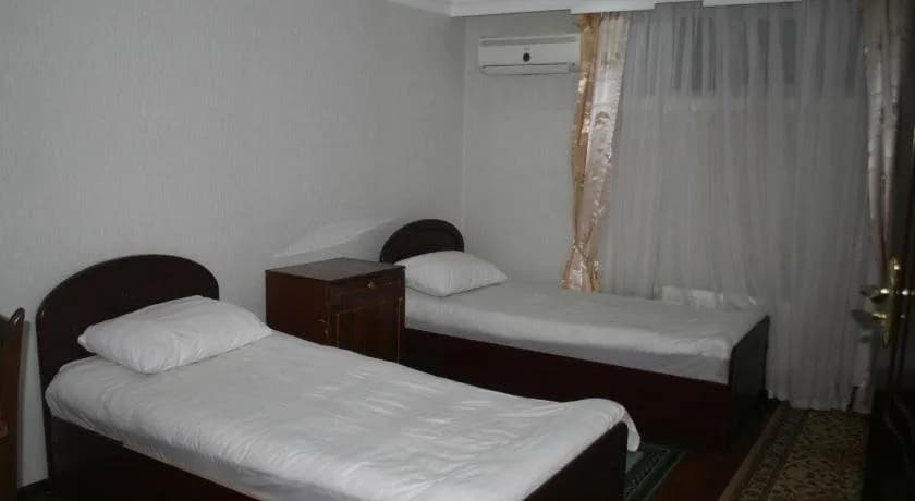 Ideal Hotel 2