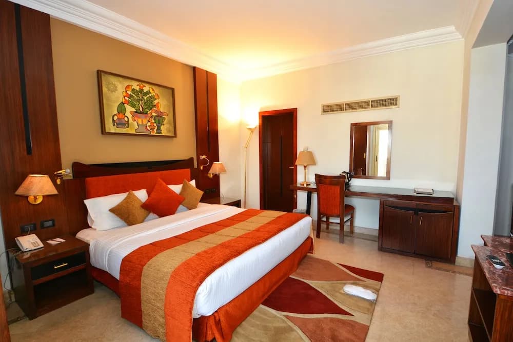 Aracan Eatabe Luxor Hotel 5