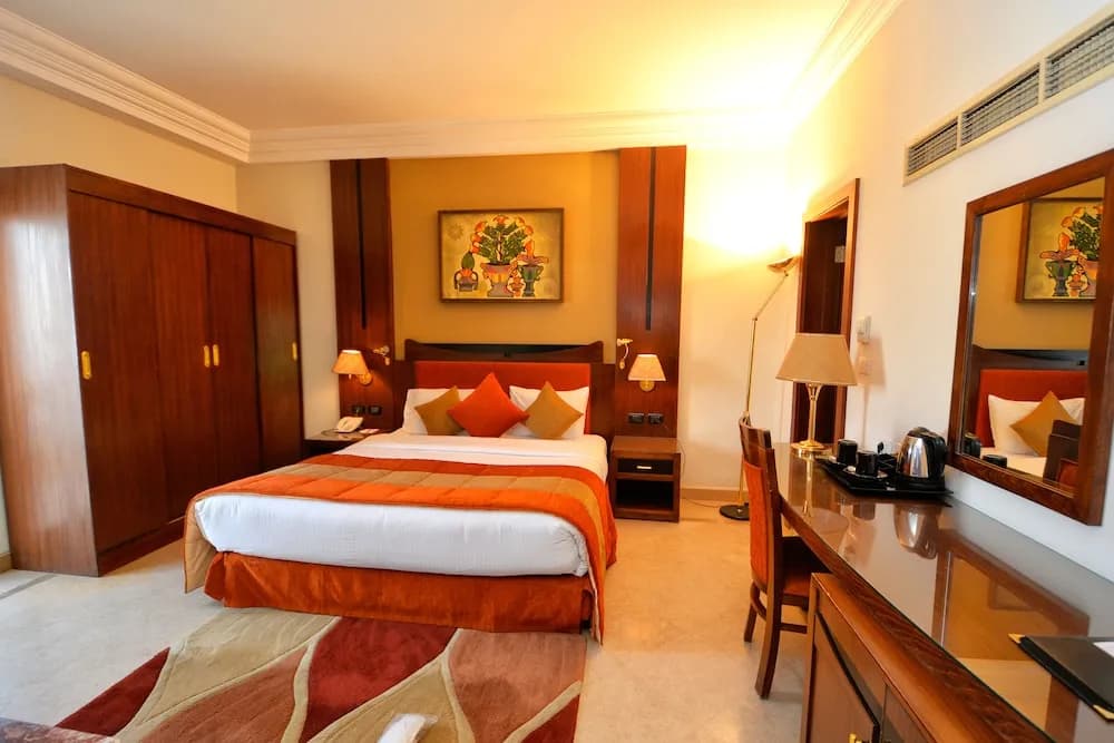 Aracan Eatabe Luxor Hotel 4