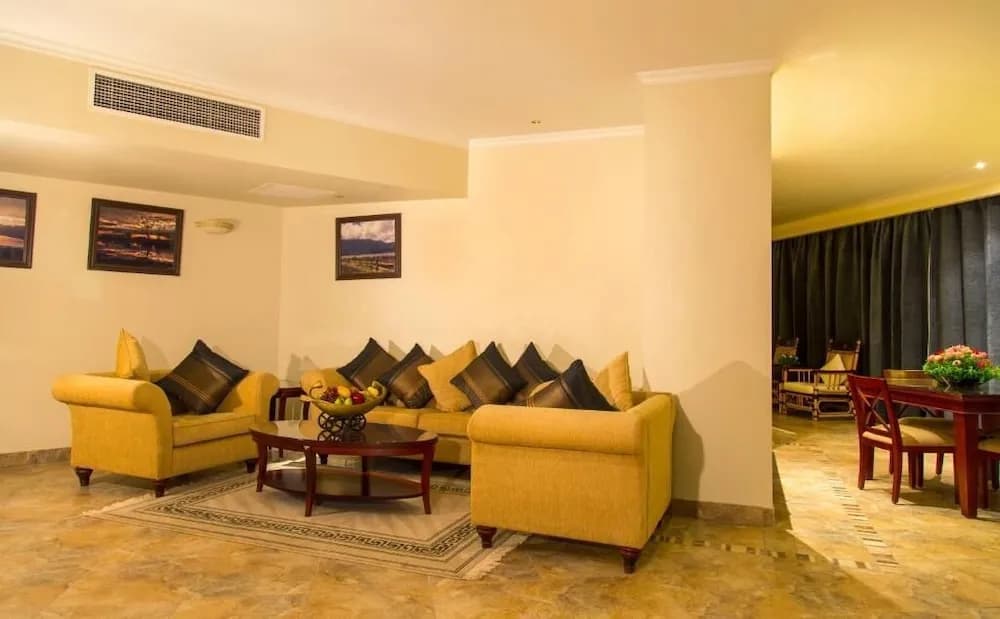 Jolie Ville Hotel & Spa Kings Island Luxor 5