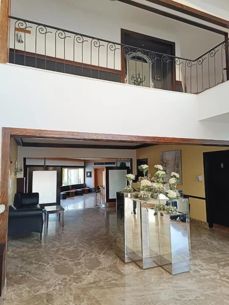 Eden Rock Hotel 5