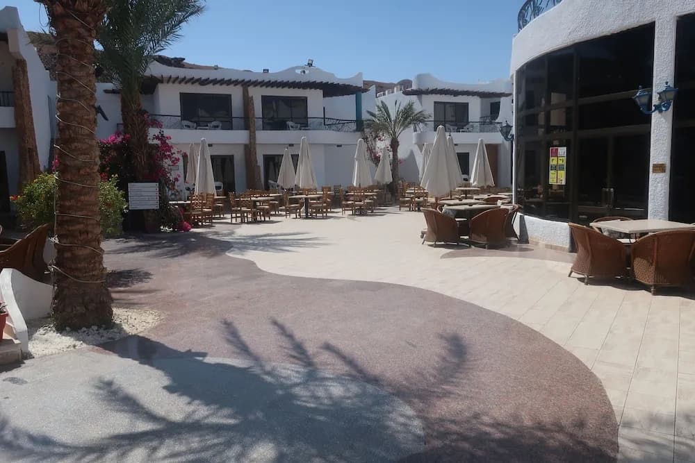 Turquoise Beach Hotel  3