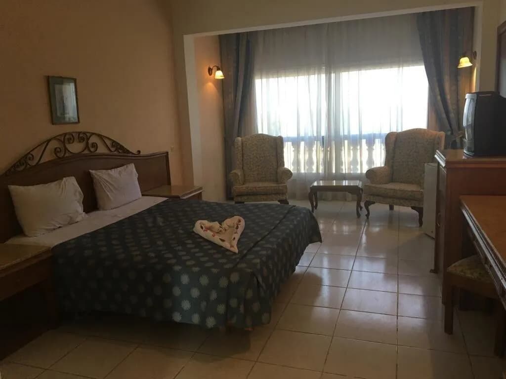 Royal Paradise Resort 5