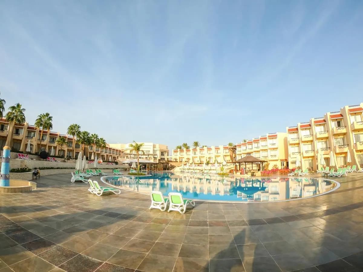 Ivy Cyrene Sharm Resort 4